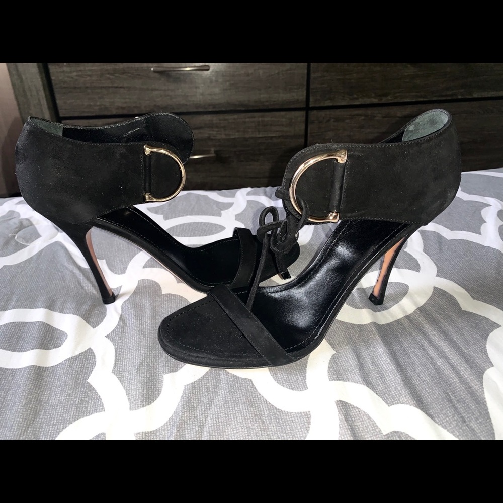 Gucci shoes